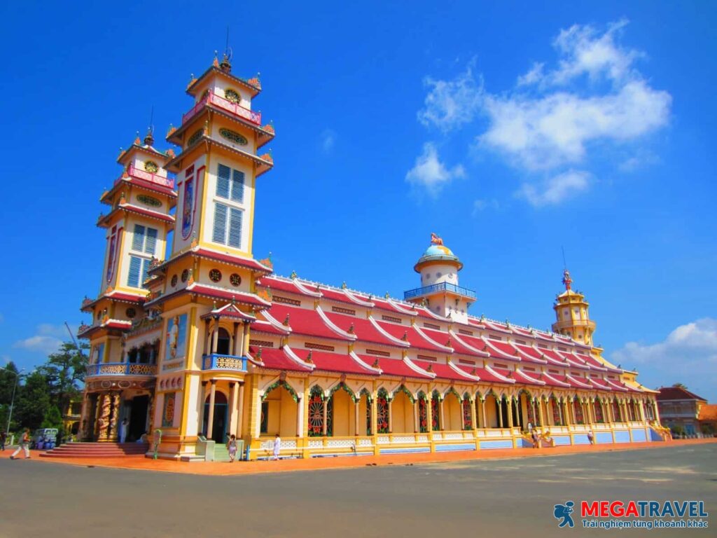 Xe đi Tây Ninh từ Sài Gòn